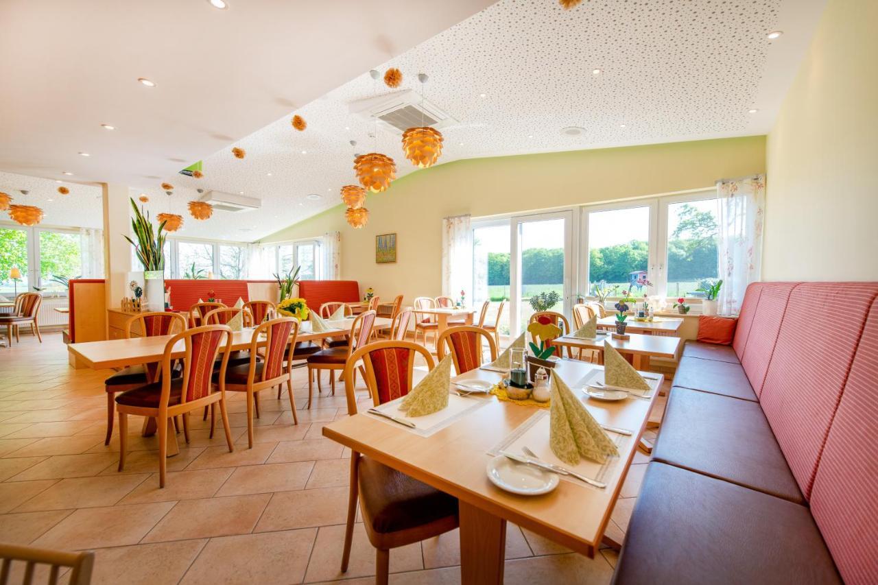 Lahr  Waldesblick, Hotel-Restaurant מראה חיצוני תמונה